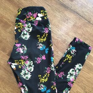 Floral butterfly leggings by LULAROE  OS